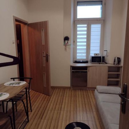 Little Big Bc - Central Modern Studio Cracovia Esterno foto